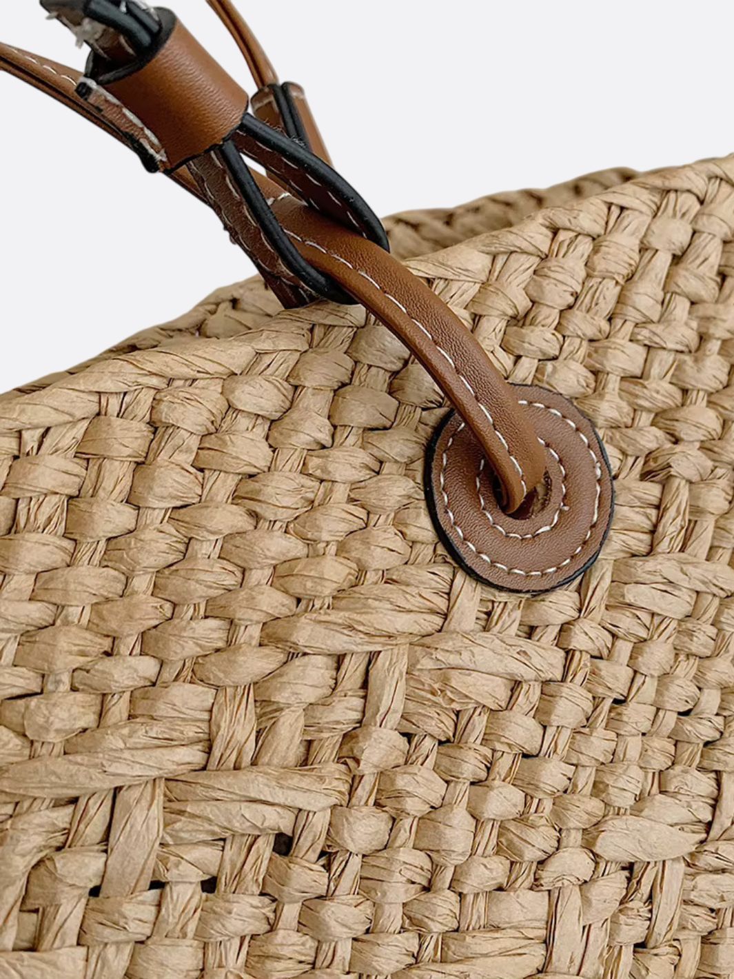 Handwoven Straw Shoulder Bag – Elegant, Functional & Lightweight - in Camel | Arvea Bags
