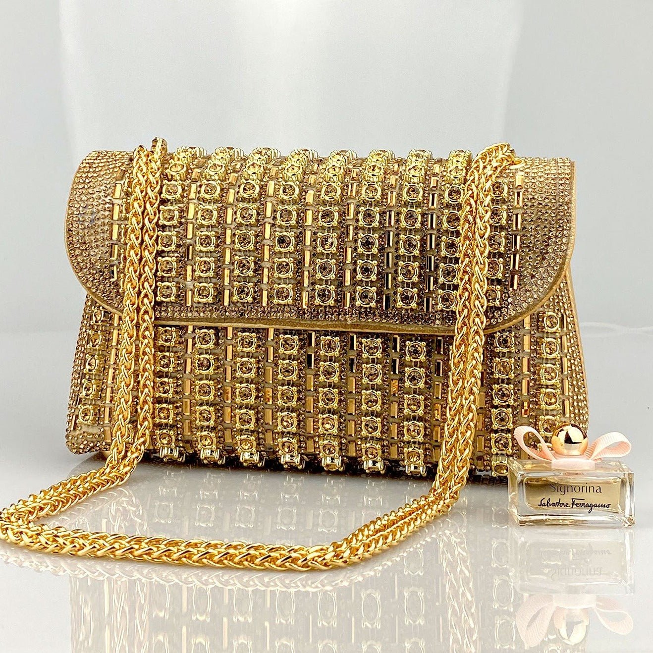 Aeris | Luxury Turquoise Crystal Evening Bag – Bold & Elegant Statement Piece - in Sky Blue | Arvea Bags