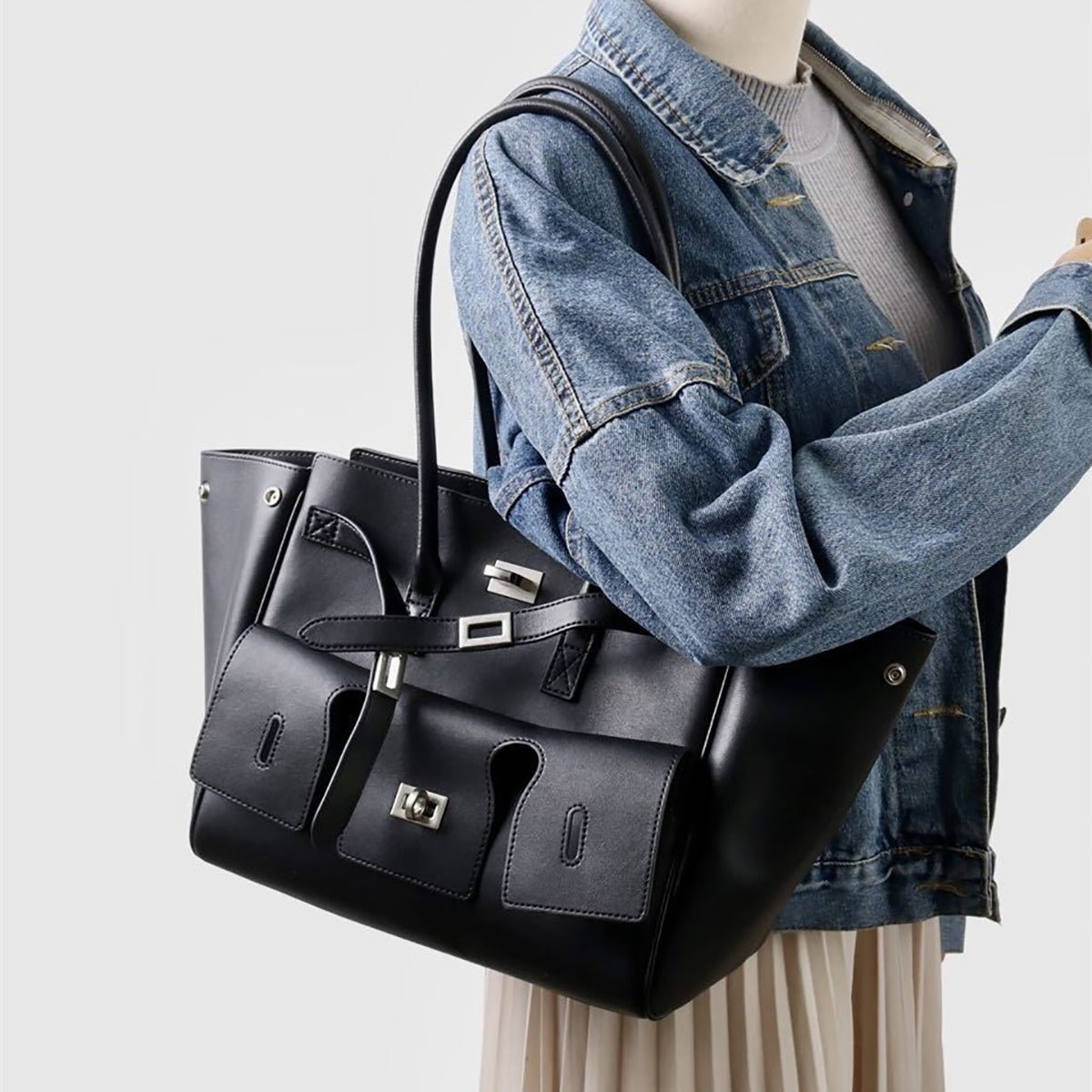 Amelia | Black Leather Handbag – Sophisticated & Stylish - in Black | Arvea Bags