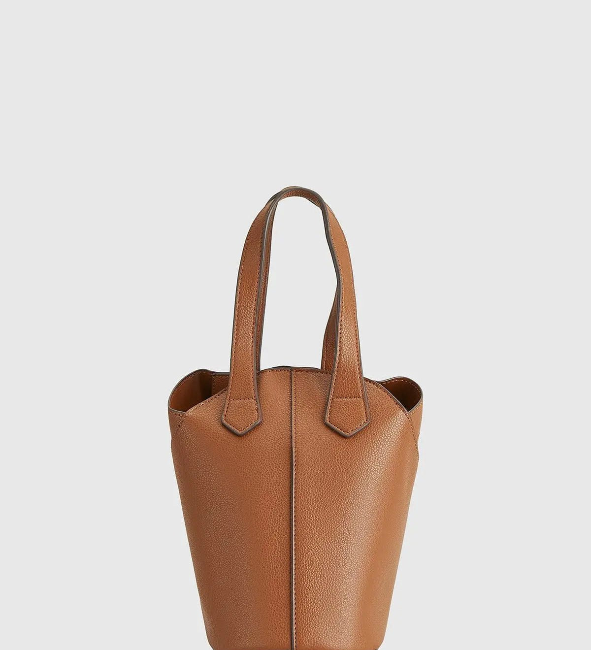Aria | Classic Tan Leather Bucket Bag – Effortless Sophistication - in Beige | Arvea Bags