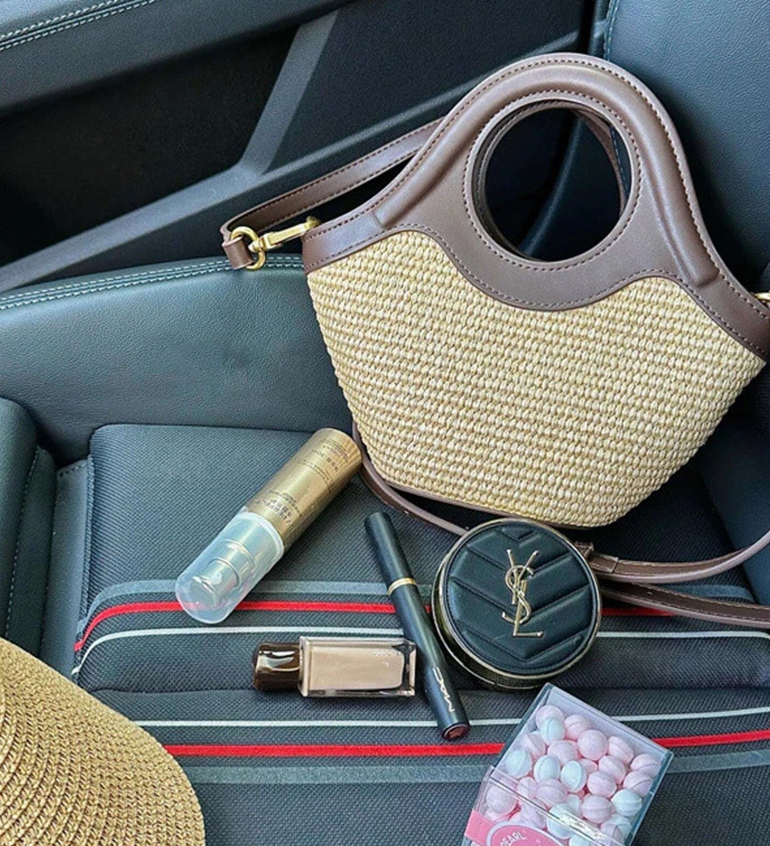 Astrid Woven Bag with Handle – Stylish Everyday Handbag with Textured Design - in White | Arvea Bags
