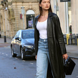 Aurora Classic Women's Black Leather Top Handle Bag – Elegant Full - Grain Handbag UK - in Black | Arvea Bags