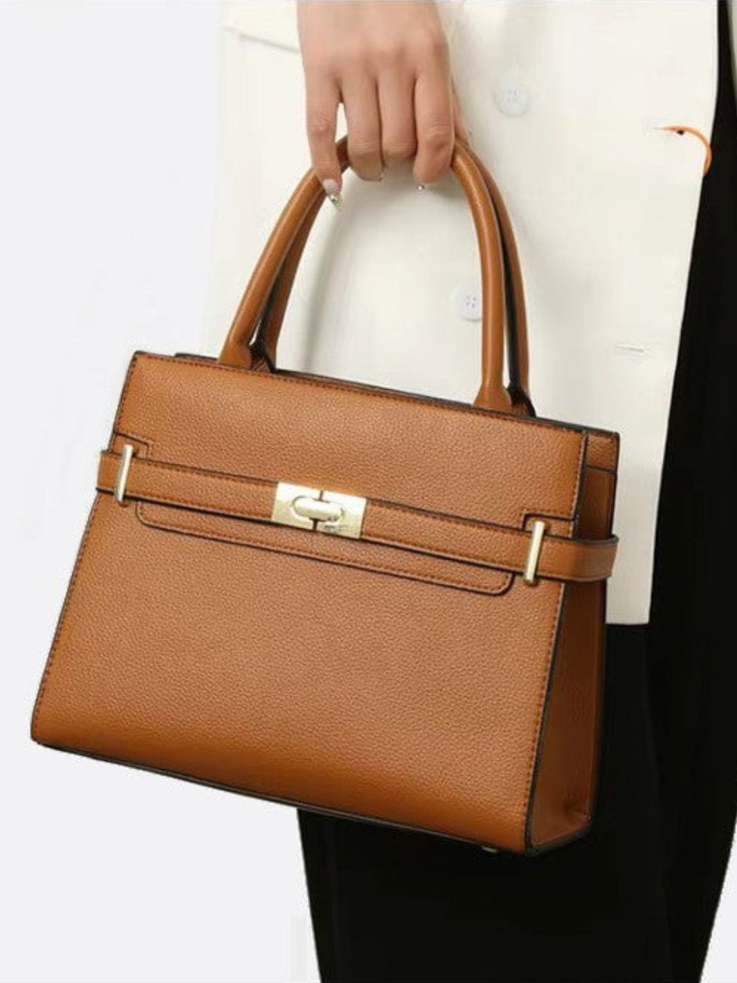 Aurora Signature Trapeze Bag – Structured Handbag with Turn - Lock Closure - in Camel | Arvea Bags