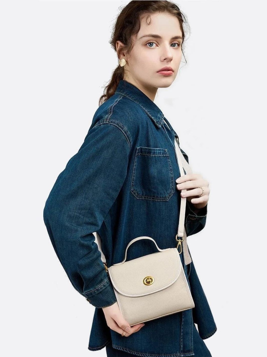 Aurora Signature Trapeze Bag – Structured Handbag with Turn - Lock Closure - in Ivory | Arvea Bags