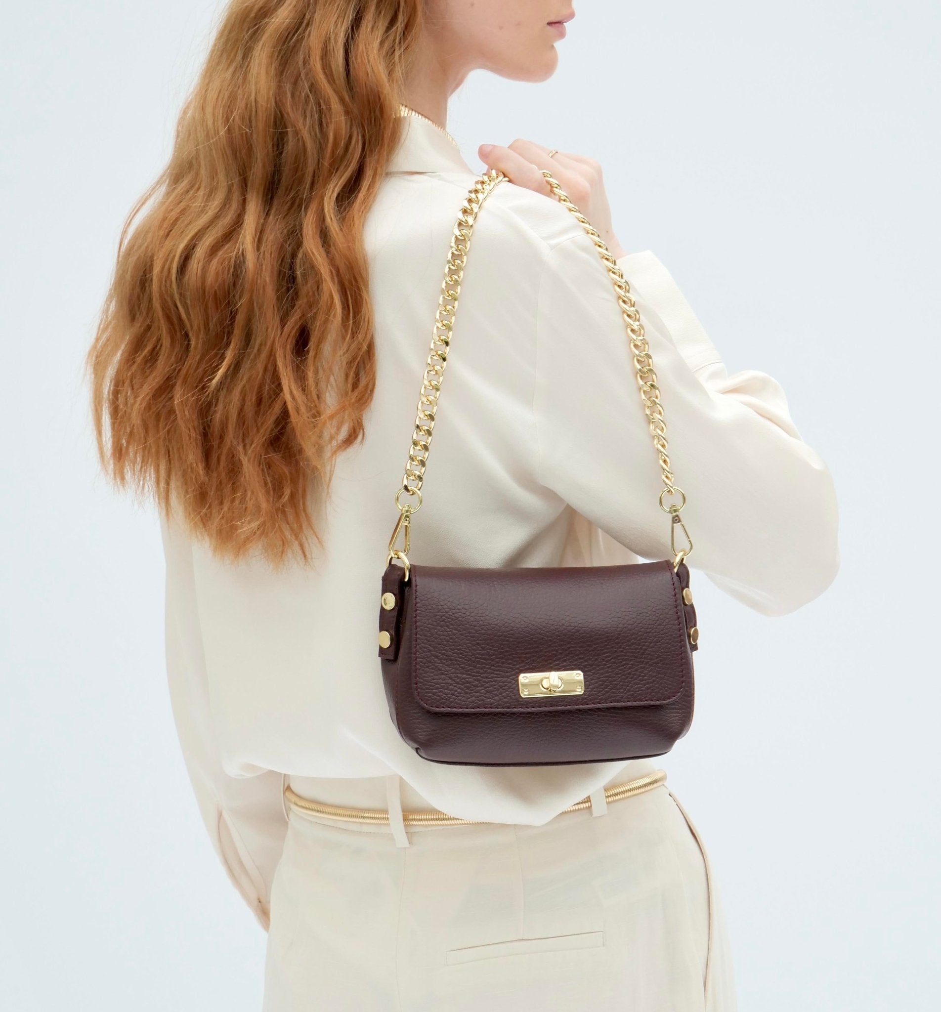 Azariah | Elegant Gold Chain Strap – Luxe & Versatile Accessory - in Gold | Arvea Bags