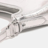 Baguette bag with chain strap and metallic finish - in Silver | Arvea Bags