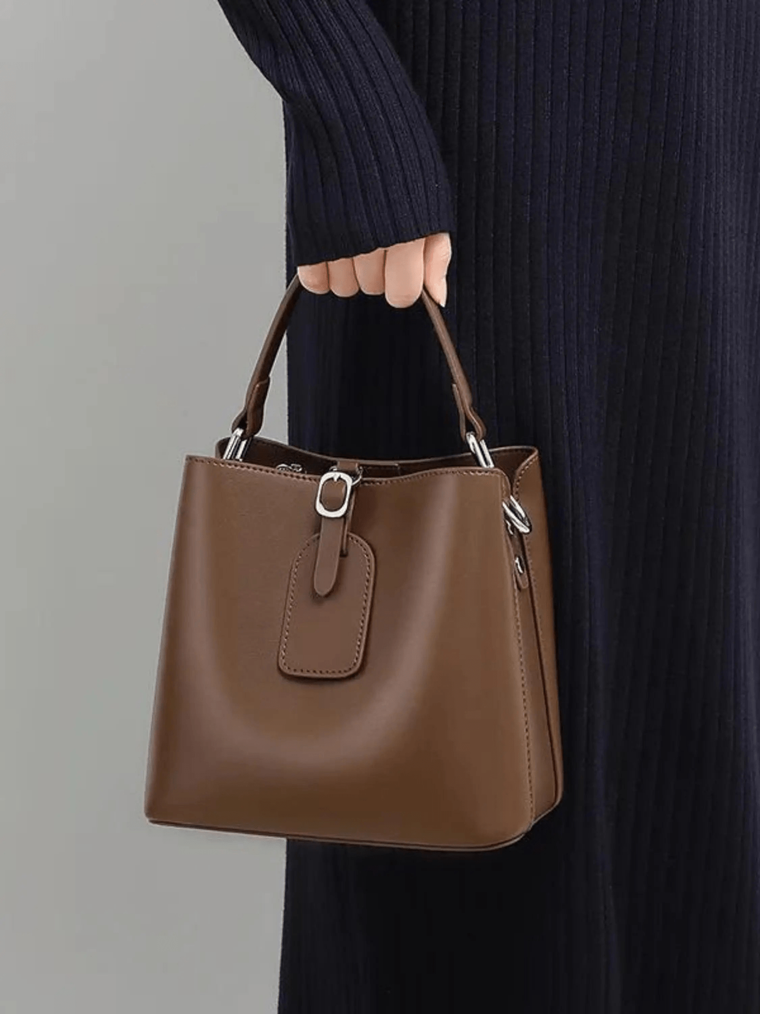 Bella | Classic Leather Tote Bag – Elegant & Functional for Every Occasion - in Brown | Arvea Bags