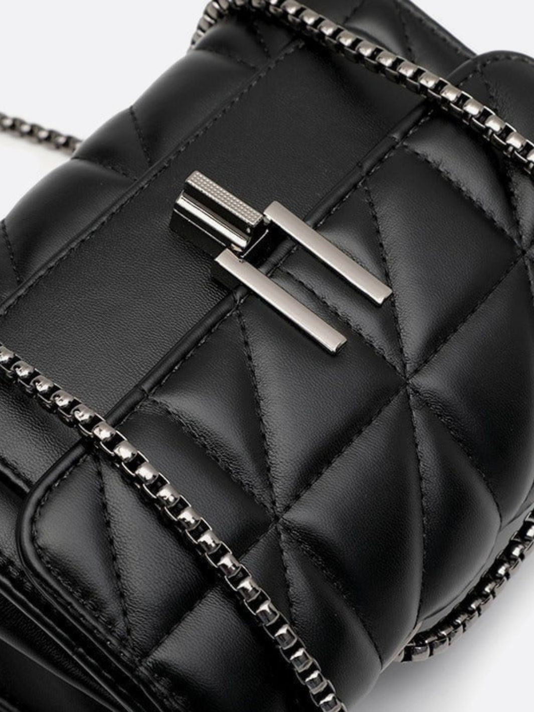 Black Quilted Leather Shoulder Bag – Chain Strap Evening Crossbody - in Black | Arvea Bags