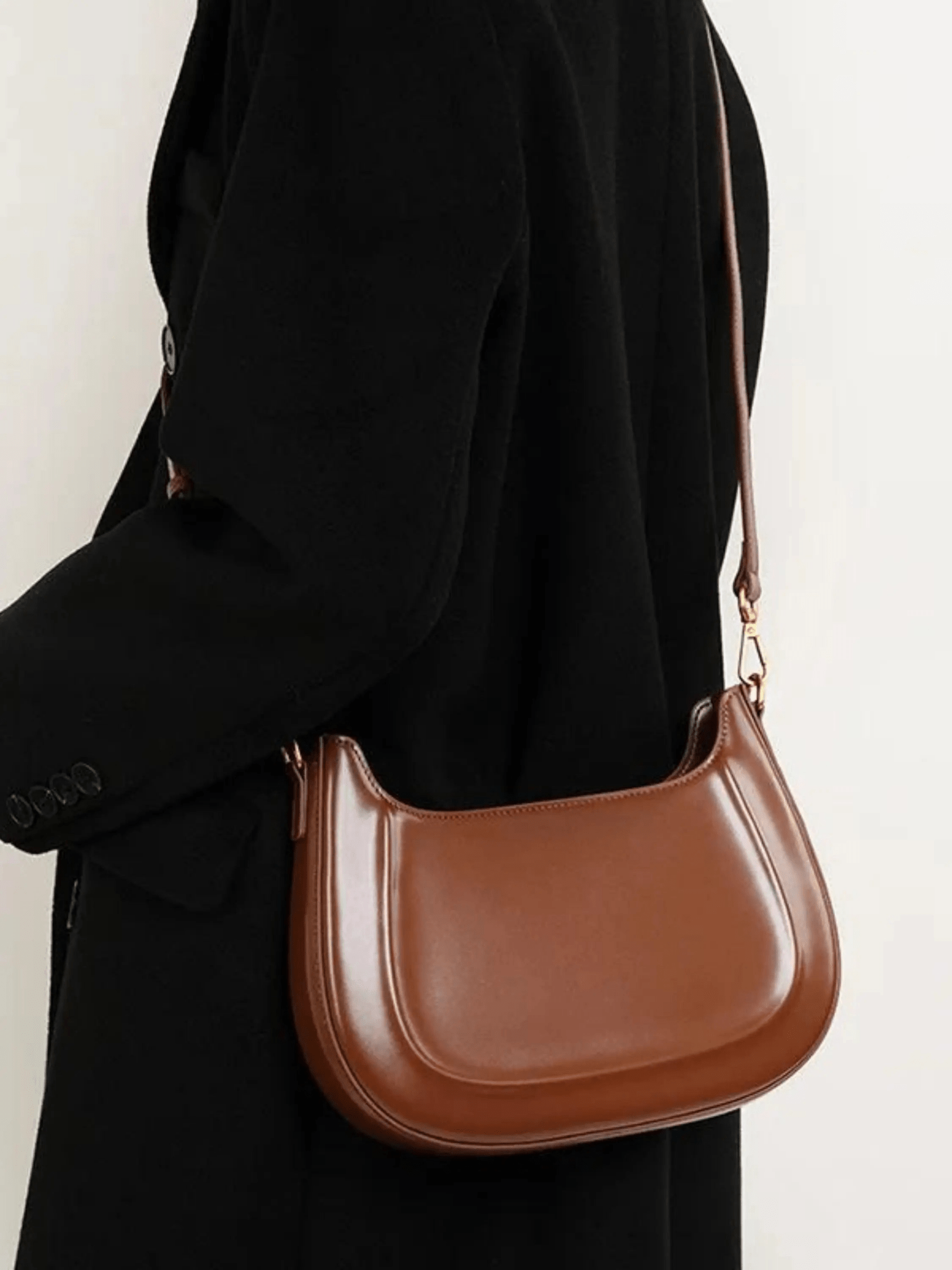Celeste | Black Patent Leather Shoulder Bag – Sleek & Sophisticated - in Red | Arvea Bags