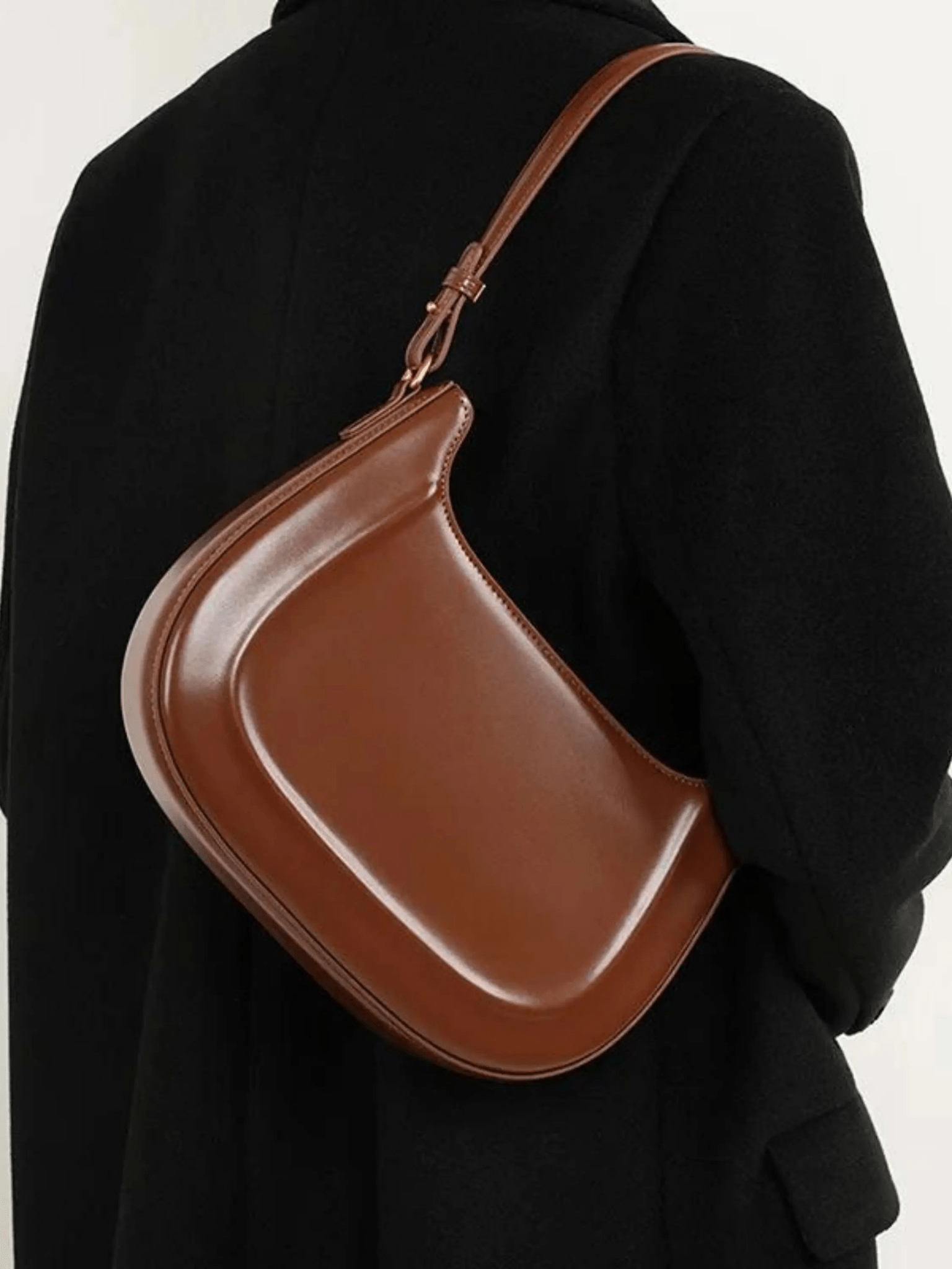 Celeste | Black Patent Leather Shoulder Bag – Sleek & Sophisticated - in Red | Arvea Bags