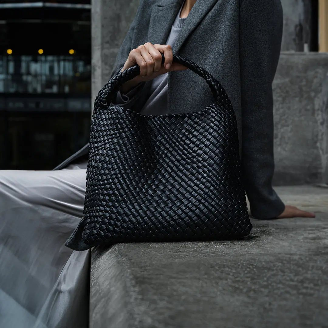 Charlotte | Elegant Leather Woven Bucket Bag – Spacious Shoulder Handbag for Women - in Black | Arvea Bags