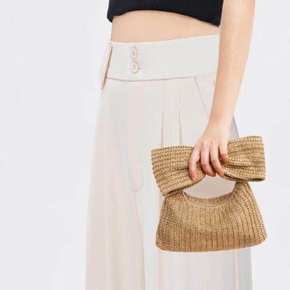 Christine | Natural Straw Clutch with Oversized Bow Detail - in Off - White | Arvea Bags