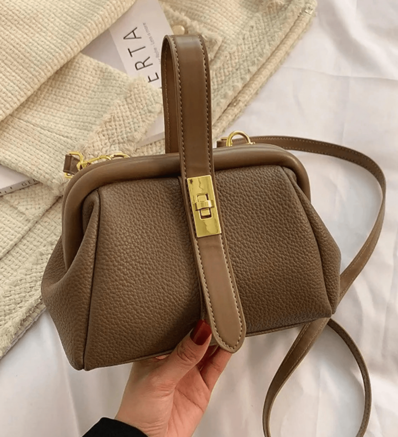 Cleo | Brown Leather Structured Handbag – Chic & Timeless - in Khaki | Arvea Bags