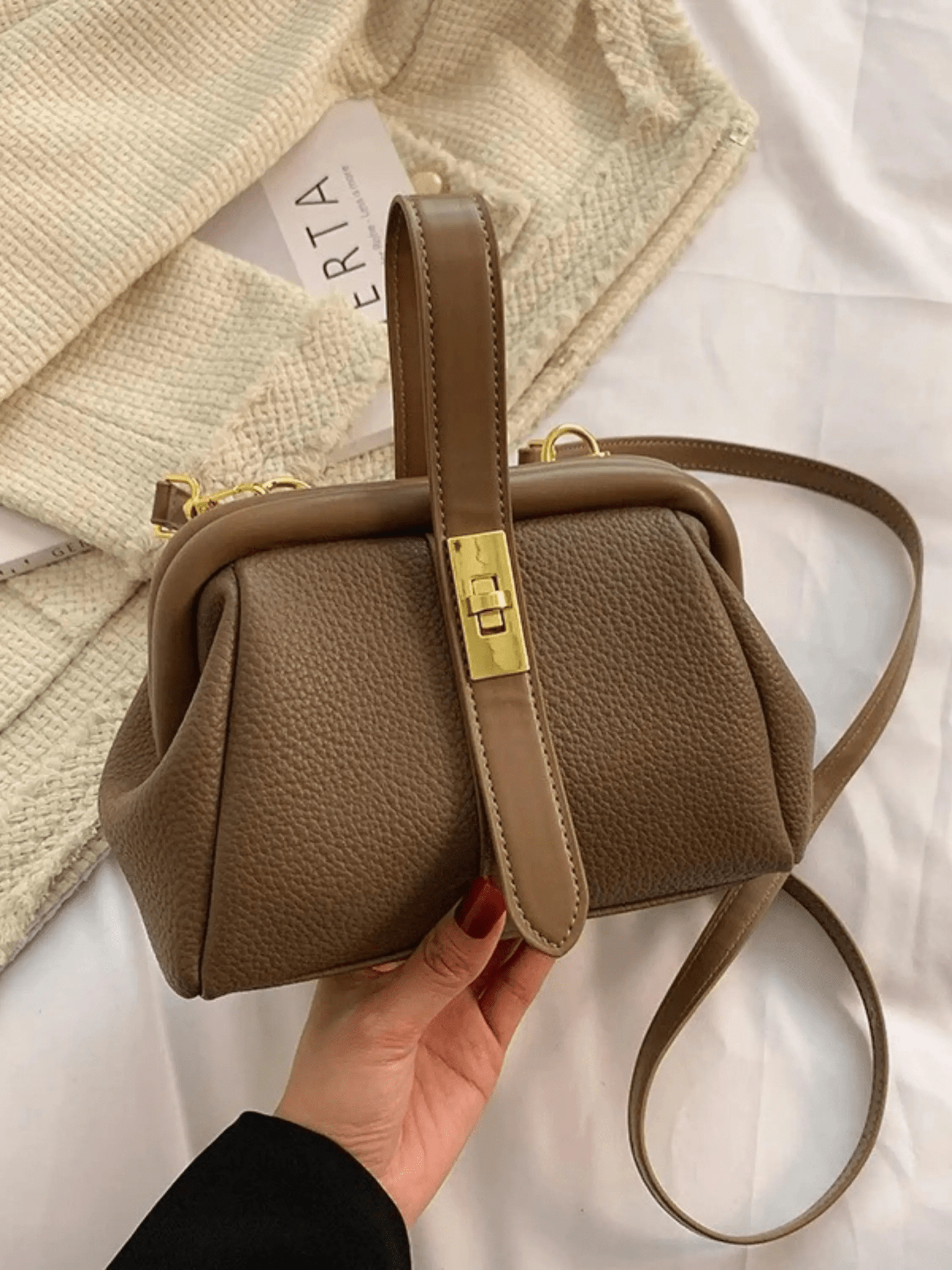 Cleo | Brown Leather Structured Handbag – Chic & Timeless - in Khaki | Arvea Bags