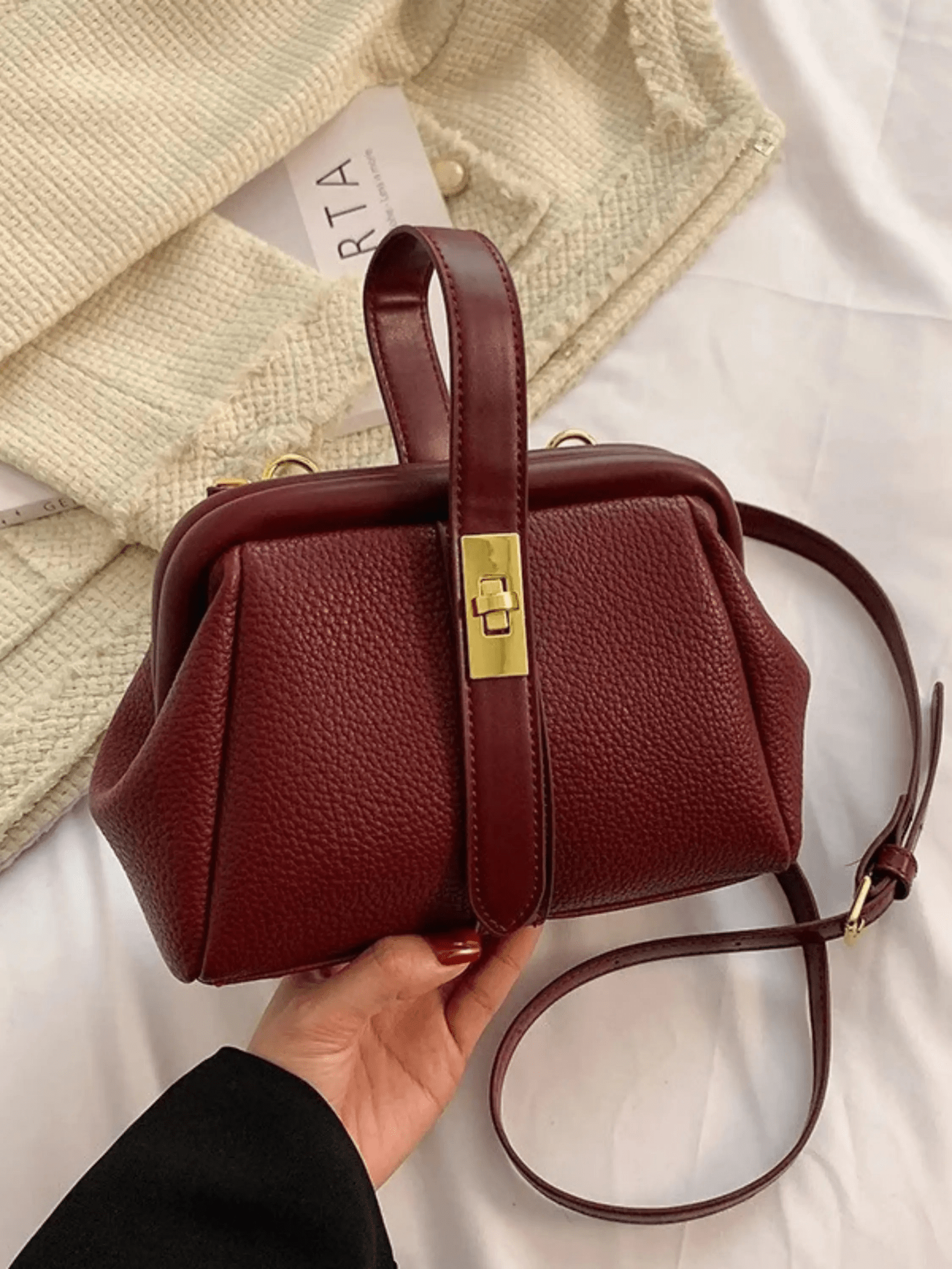 Cleo | Brown Leather Structured Handbag – Chic & Timeless - in Red | Arvea Bags