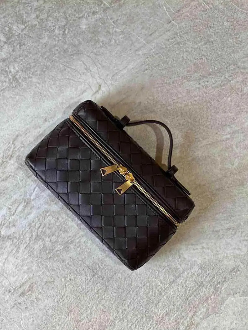 Compact Designer - Style Leather Shoulder Bag – Woven Finish with Double Zip - in Black | Arvea Bags