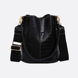 Croc - Embossed Bucket Bag – Faux Leather Shoulder Bag with Wide Strap - in Black | Arvea Bags