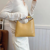 Crocodile Pattern Top - Handle Bag – Elegant Crossbody and Shoulder Handbag - in Black | Arvea Bags