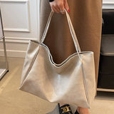 Diane Shopper Bag – Spacious Tote Handbag with Minimalist Design - in Black | Arvea Bags