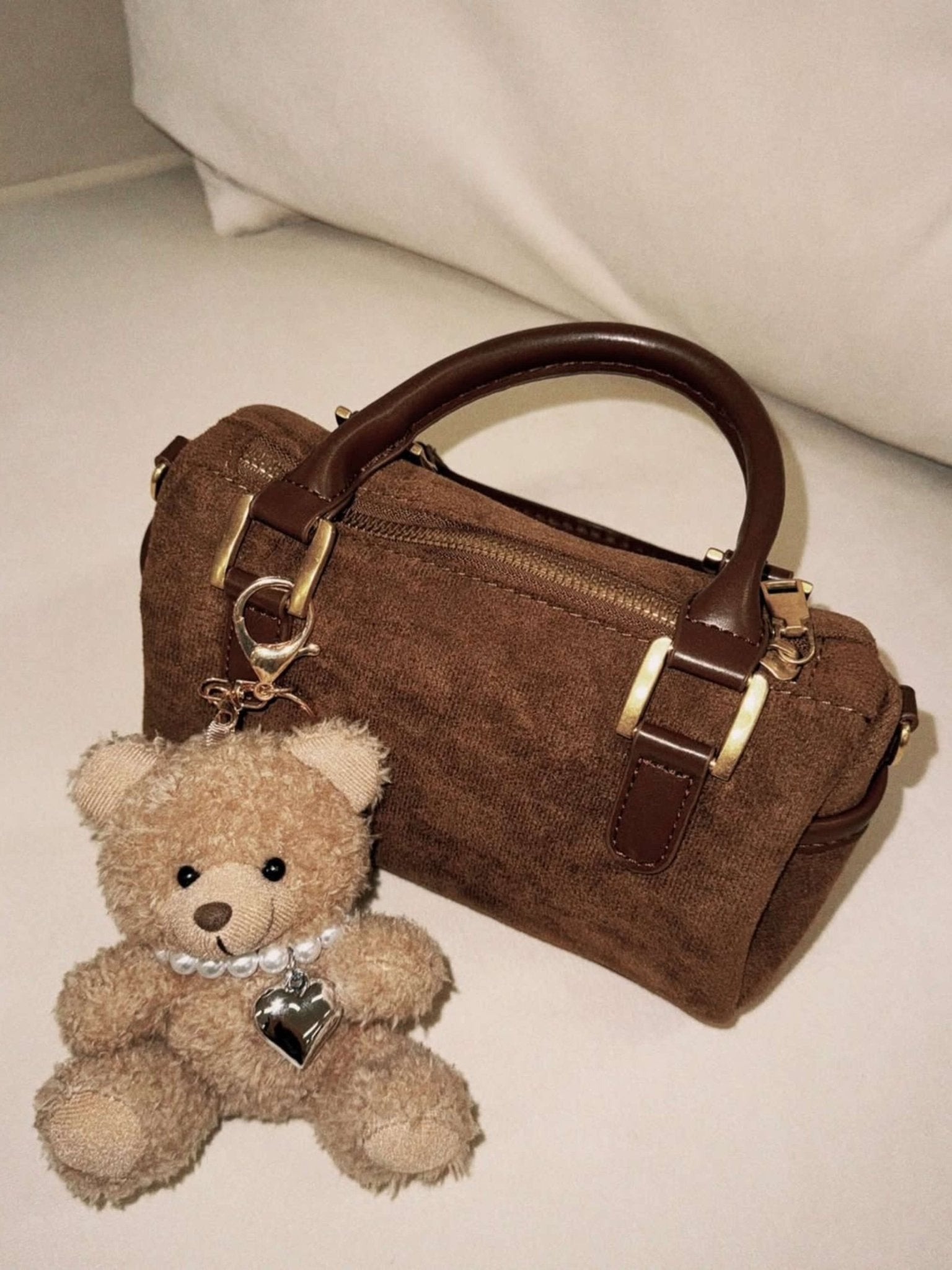 Drisella | Pearl Teddy Plush Bag Charm – Elegant, Cute & Timeless - in Beige | Arvea Bags