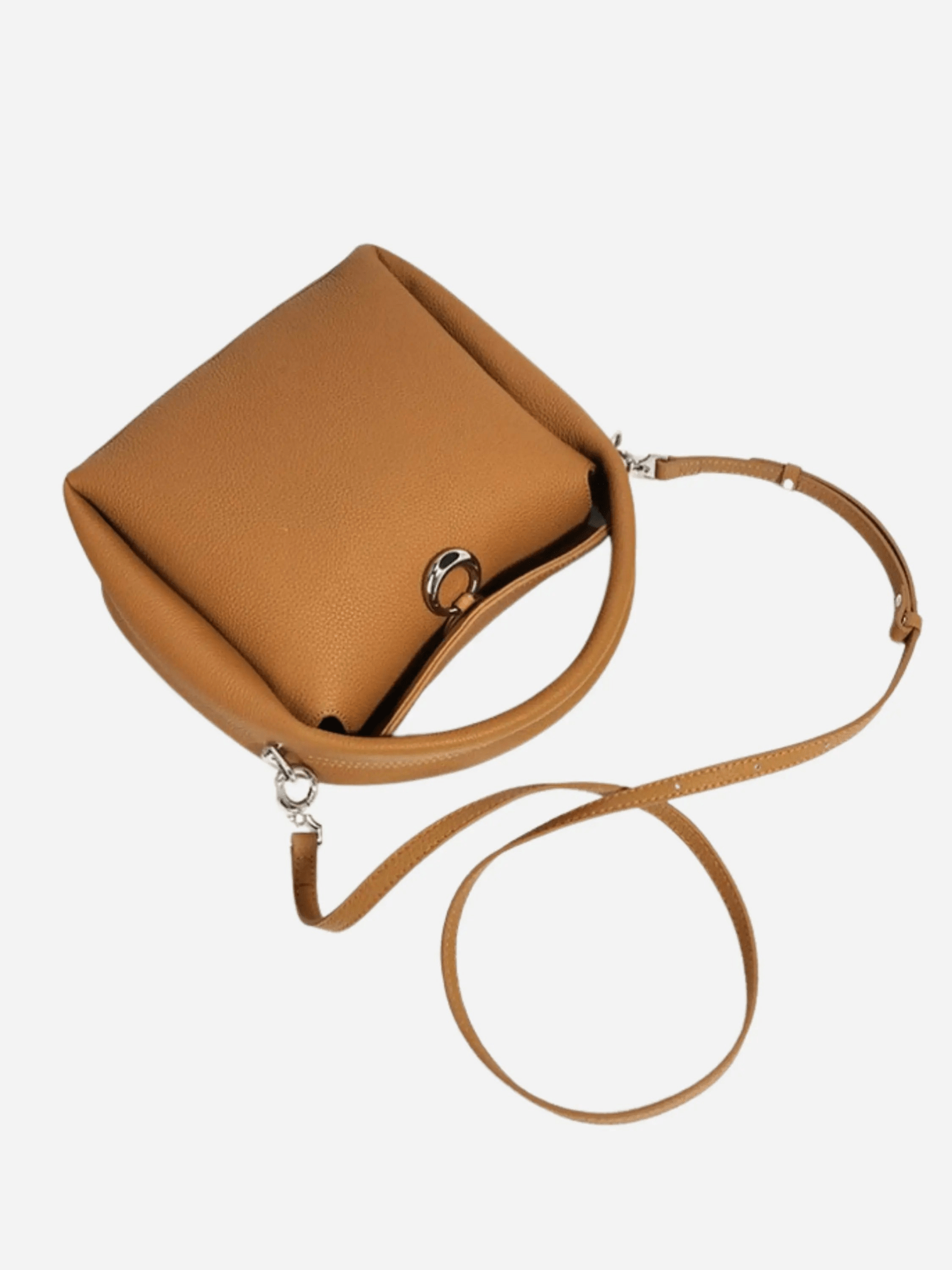 Elara | Soft Tan Leather Handbag – Elegant & Versatile - in Brown | Arvea Bags