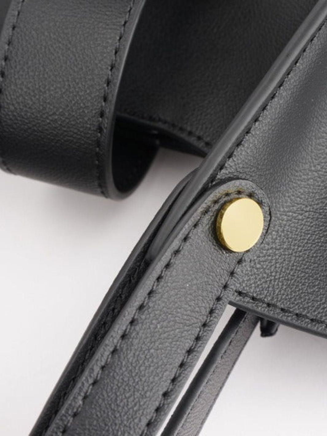 Elegant Structured Tote Bag with Front Pouch Detail - in Black | Arvea Bags