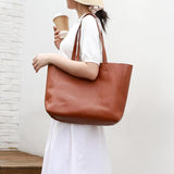 Emma | Black Leather Tote Bag – Classic & Versatile - in Black | Arvea Bags