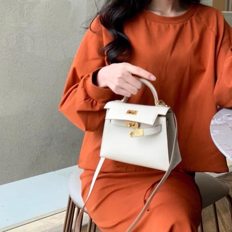 Estelle | Taupe Structured Handbag – Chic & Luxurious - in Taupe | Arvea Bags