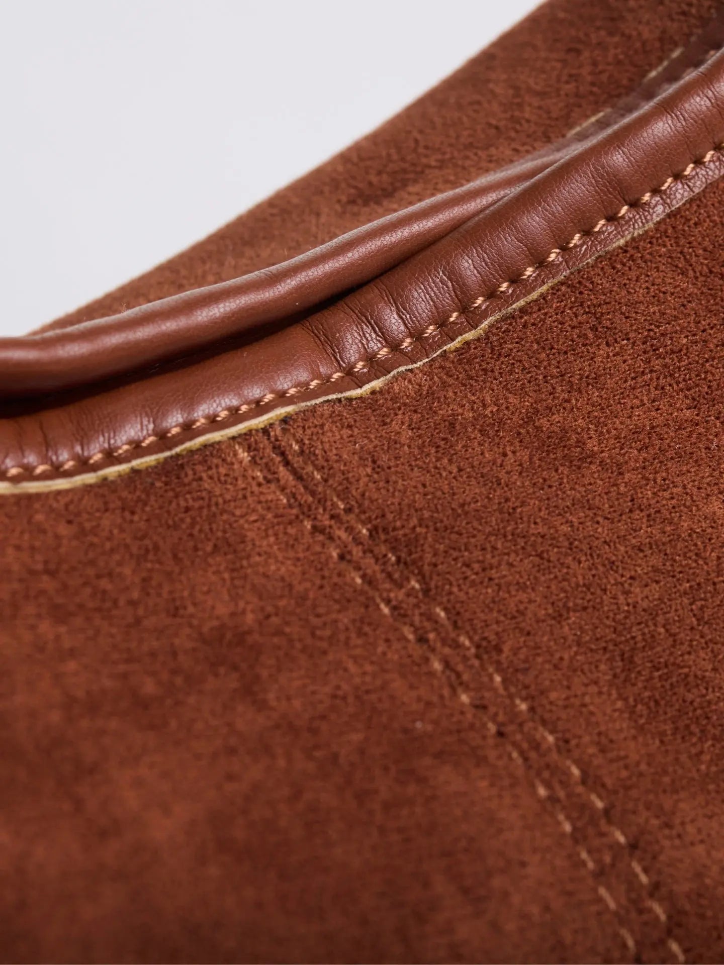 Evie | Minimal Vegan Suede Hobo Bag – Timeless & Chic - in Coffee | Arvea Bags