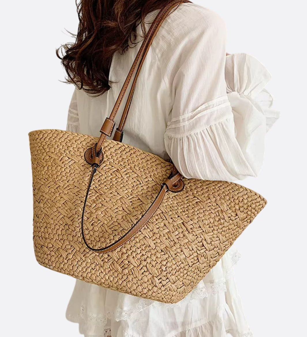 Handwoven Straw Shoulder Bag – Elegant, Functional & Lightweight - in Camel | Arvea Bags