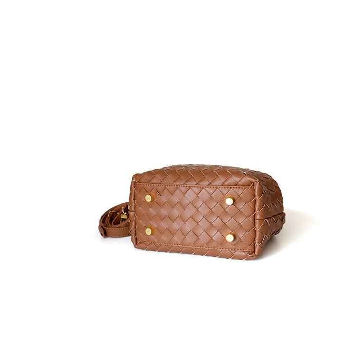 Hestia | Elegant Brown Woven Leather Handbag – Timeless Craftsmanship & Everyday Luxury - in Black | Arvea Bags
