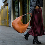 Isabella | Bold & Sophisticated Woven Shopper Bag – Timeless Charm & Practicality - in Brown | Arvea Bags