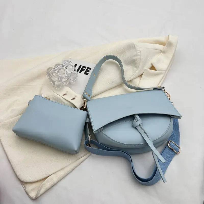 Isla | Contemporary Black Leather Crossbody – Sleek & Stylish - in Green | Arvea Bags