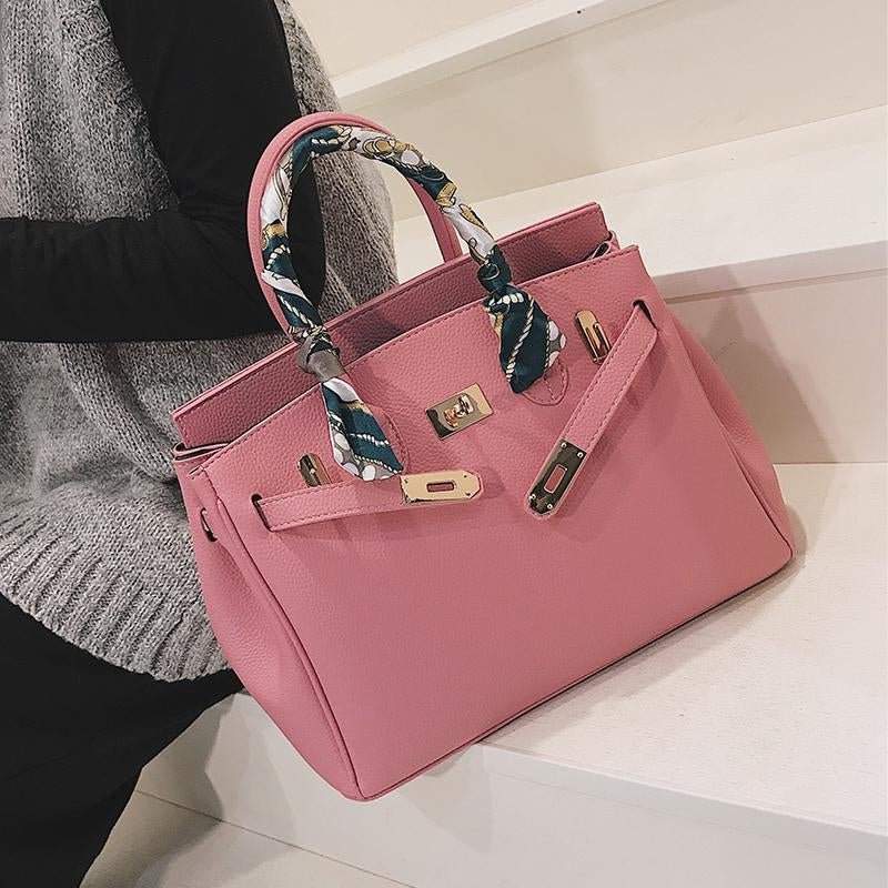 Isla | Premium Vegan Leather Handbag – Elegant & Timeless - in Grey | Arvea Bags