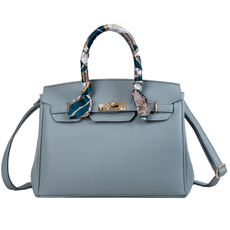 Isla | Premium Vegan Leather Handbag – Elegant & Timeless - in Light Blue | Arvea Bags