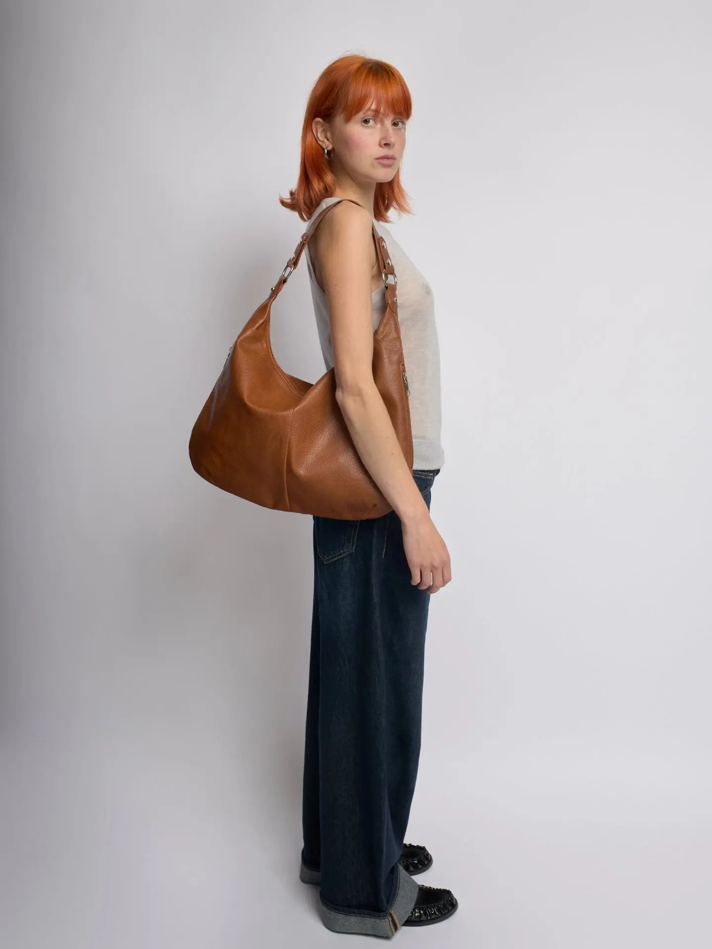 Kaia | Luxe Black Leather Hobo Bag – Timeless Elegance & Everyday Comfort - in Camel | Arvea Bags