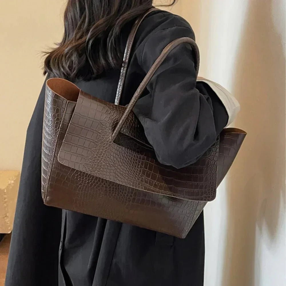 Large Crocodile Pattern Tote Bag – Elegant Shoulder Handbag with Spacious Design - in Dark Brown | Arvea Bags