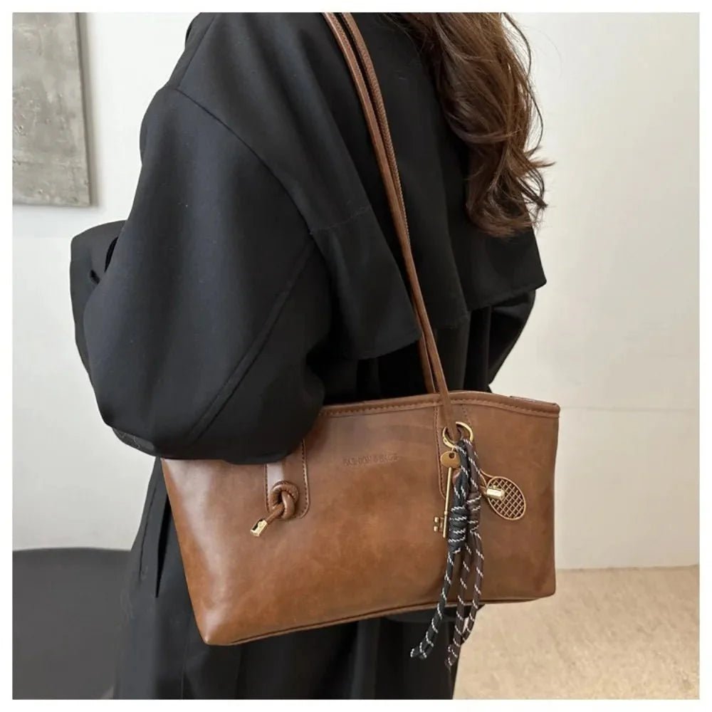 Large Vegan Leather Shoulder Bag – Stylish Everyday Handbag with Spacious Design - in Brown | Arvea Bags