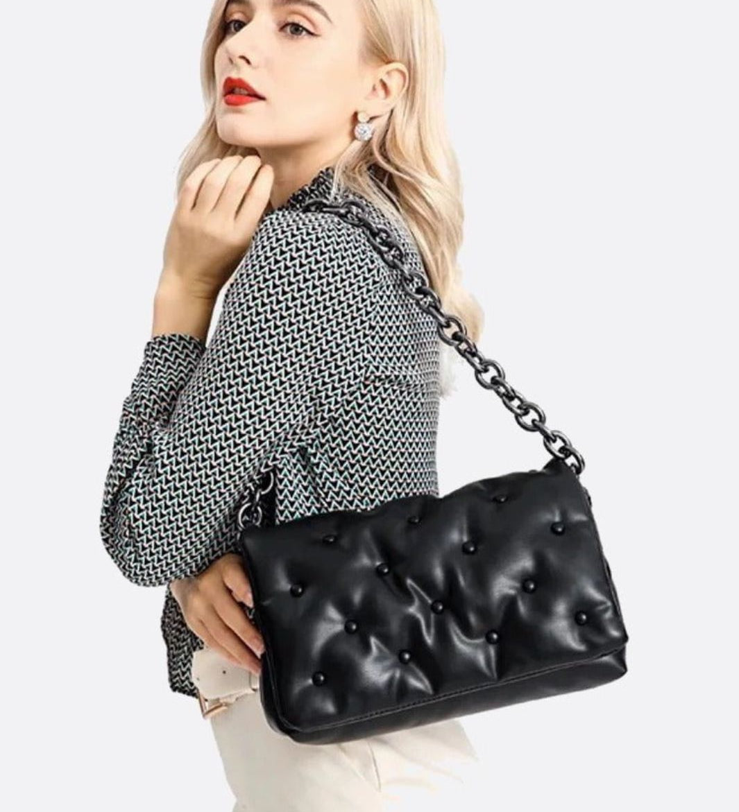 Lie Chic Black Quilted Bag with Chain Strap - in Black | Arvea Bags