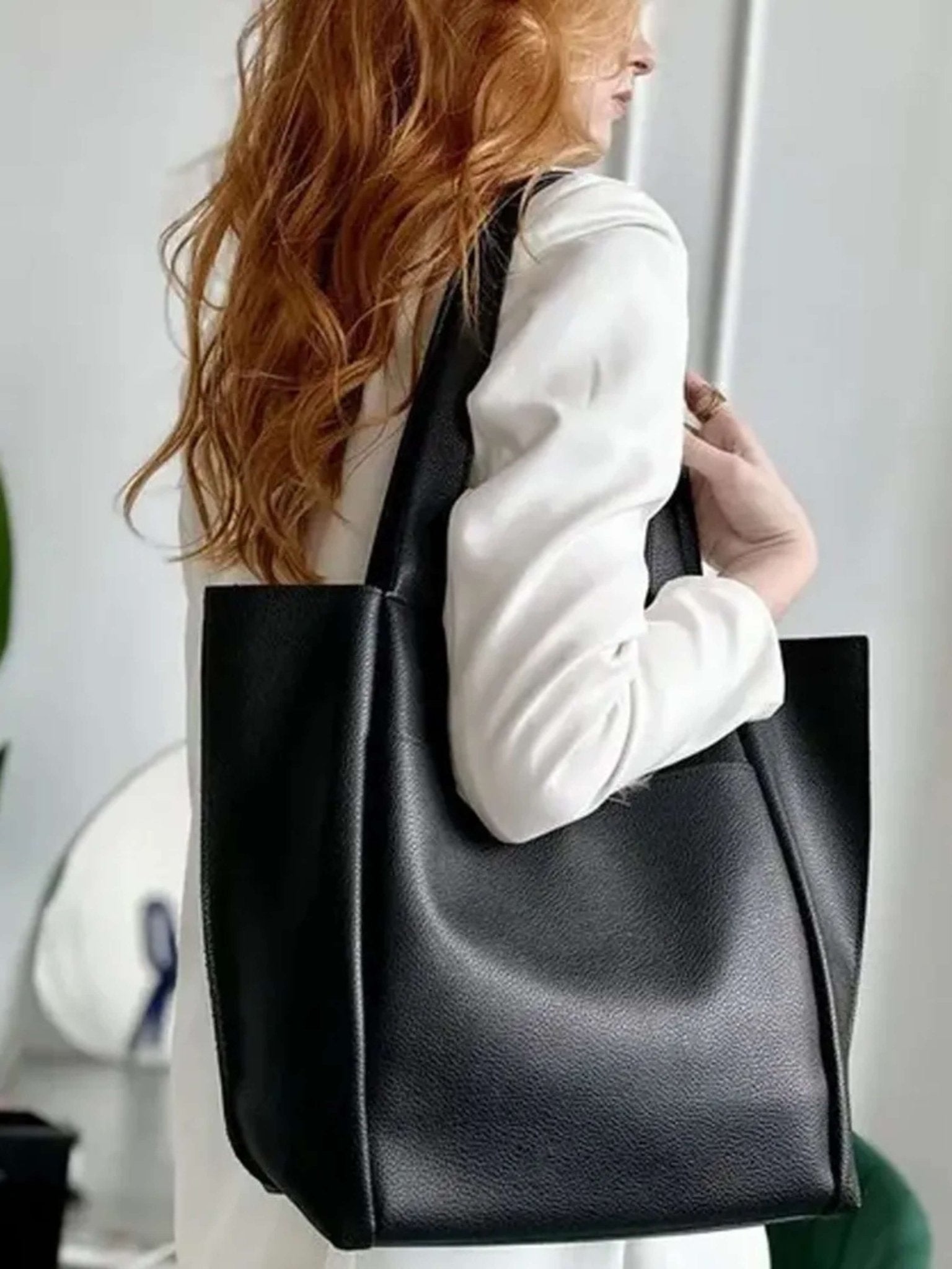 Lilly Structured Vegan Leather Tote – Simple, Sleek & Spacious - in Black | Arvea Bags