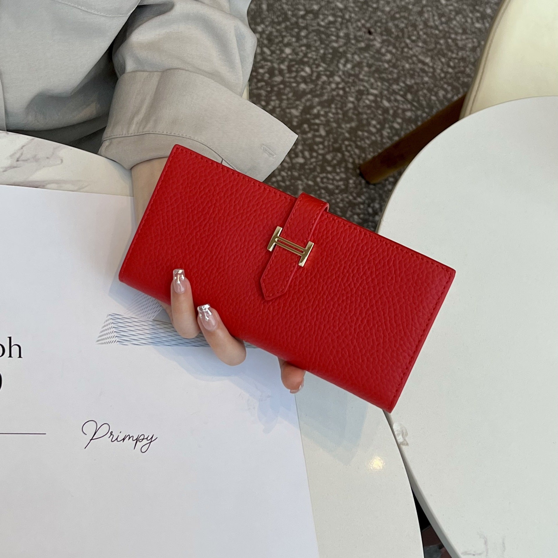 Lily | Black Pebbled Leather Wallet – Timeless Elegance & Functionality - in Red | Arvea Bags
