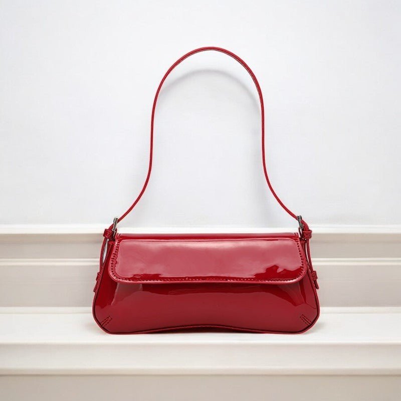 Lina | Glossy Vegan Leather Shoulder Bag – Sleek Flap & Retro Baguette Shape - in Red | Arvea Bags