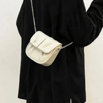 Lioren | Black Soft Pleated Chain Bag – Effortlessly Chic - in Black | Arvea Bags