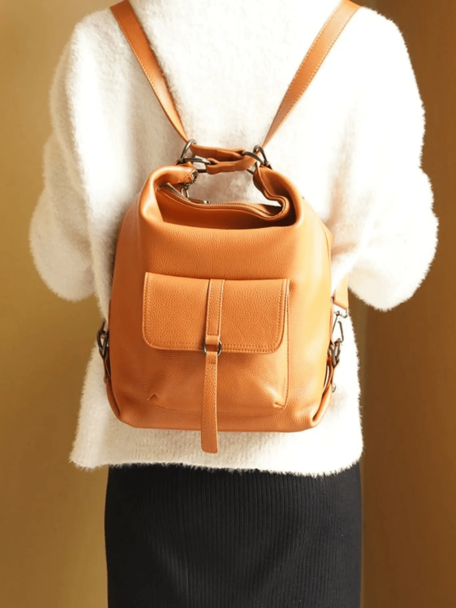 Lirienne | Chic Taupe Convertible Shoulder Bag – Versatile Elegance - in Black | Arvea Bags