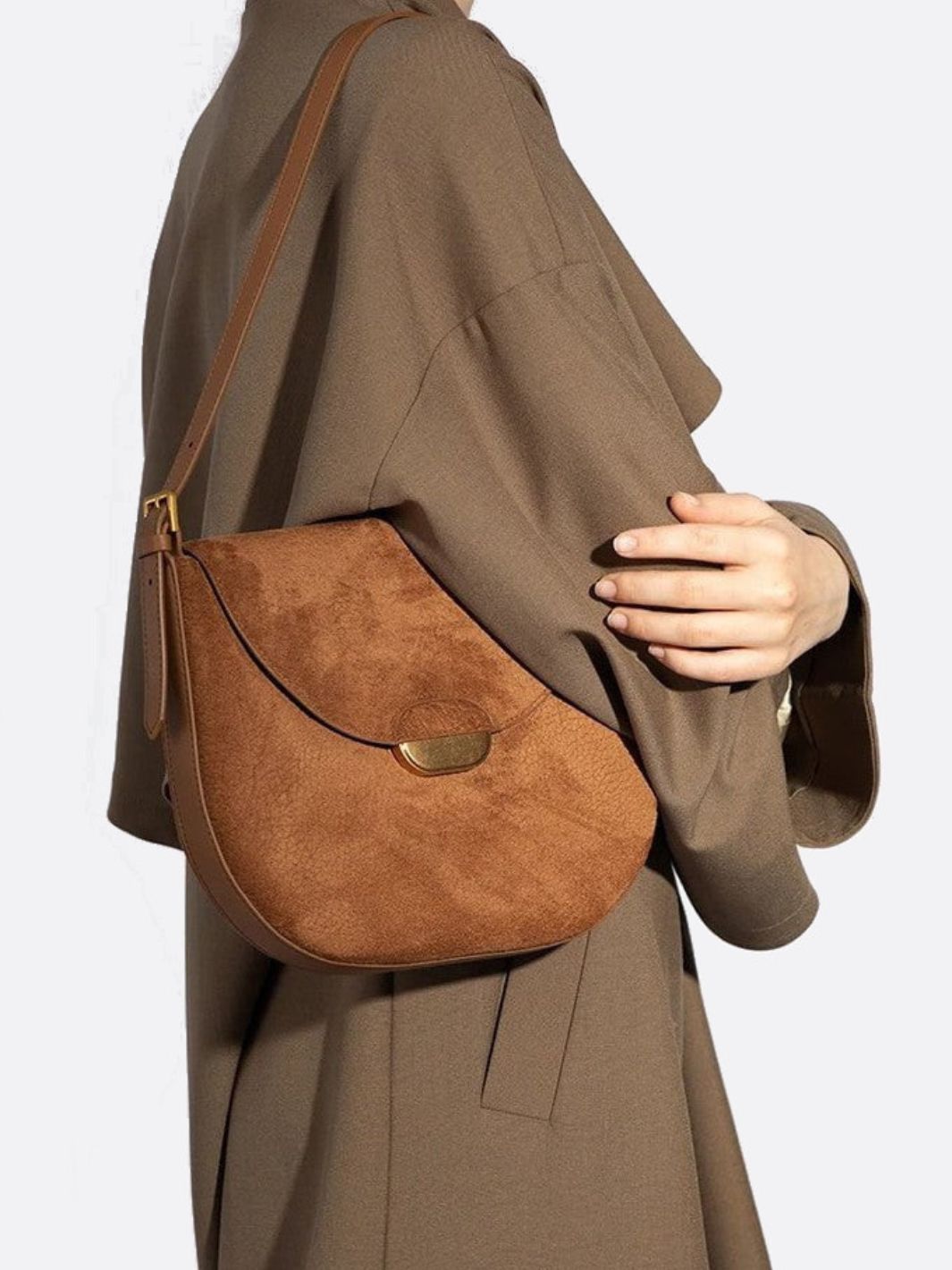 Lise | Chic Brown Suede Effect Shoulder Bag – Elegant Hobo Style with Gold Hardware - in Camel | Arvea Bags