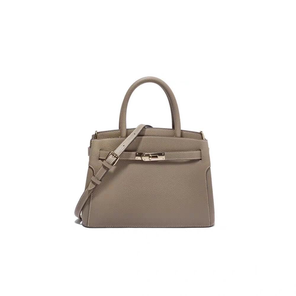 Lou Classic Leather Handbag – Timeless, Structured & Elegant - in Classic Brown | Arvea Bags