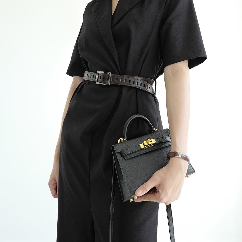 Luxury Top Handle Bag – Timeless Structured Designer Handbag for Women - in Black | Arvea Bags