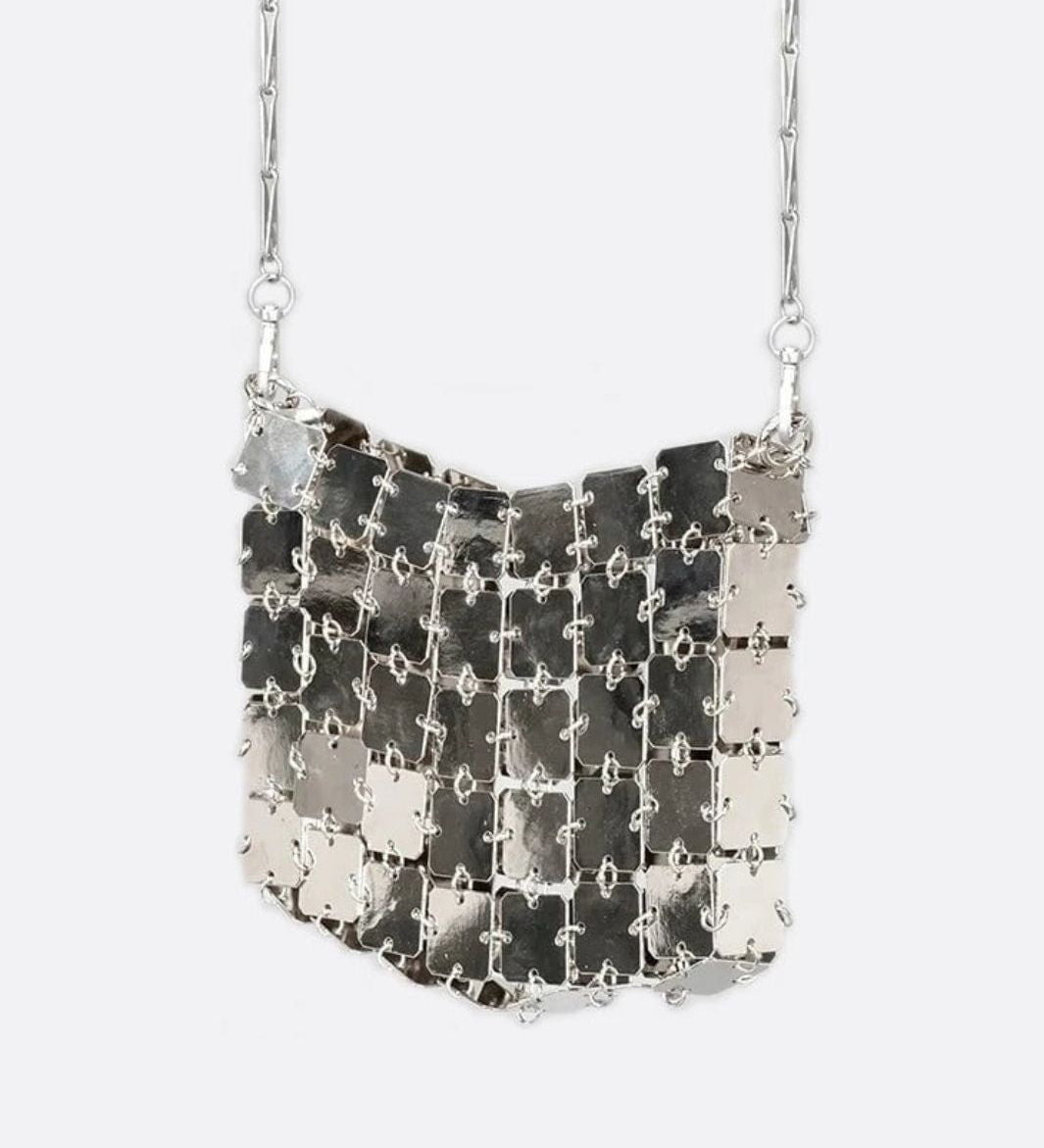 Mini chain - link bag with square metallic plates - in Silver | Arvea Bags