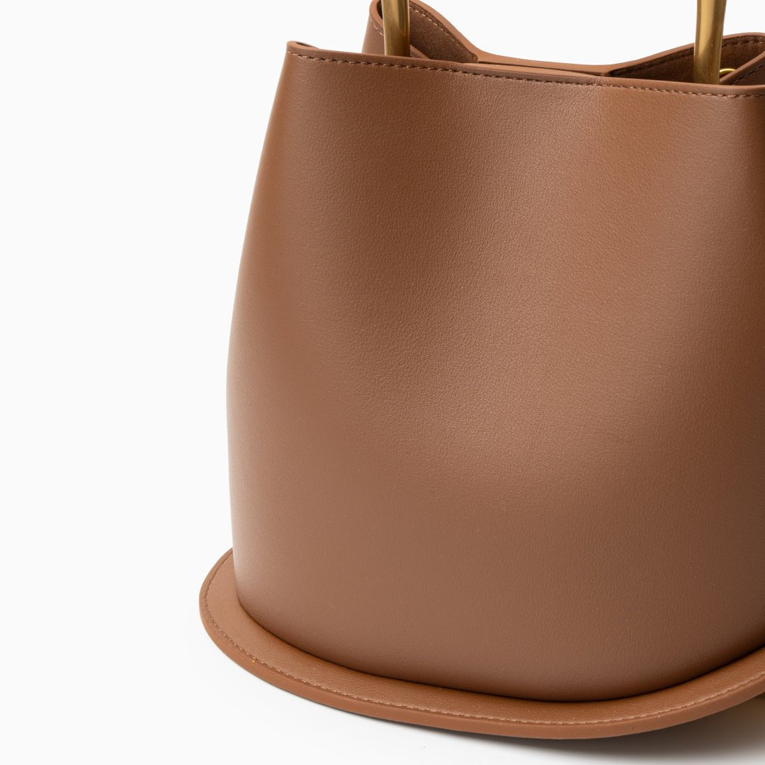 Modern Sculptural Leather Handbag – Minimalist Design with Gold Handle - in Caramel | Arvea Bags