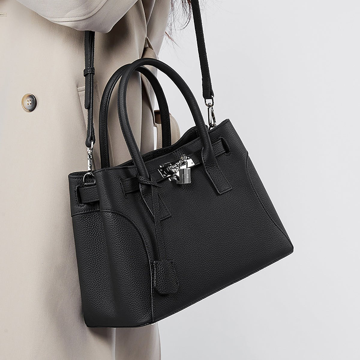 Noctelle | Black Structured Leather Handbag – Sophisticated & Timeless - in Black | Arvea Bags